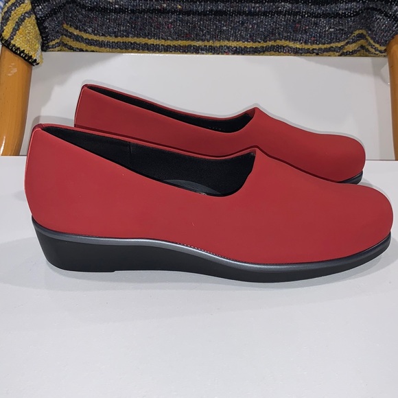 SAS Shoes - SAS Bliss Slip On Wedge Sz 10.5 WW